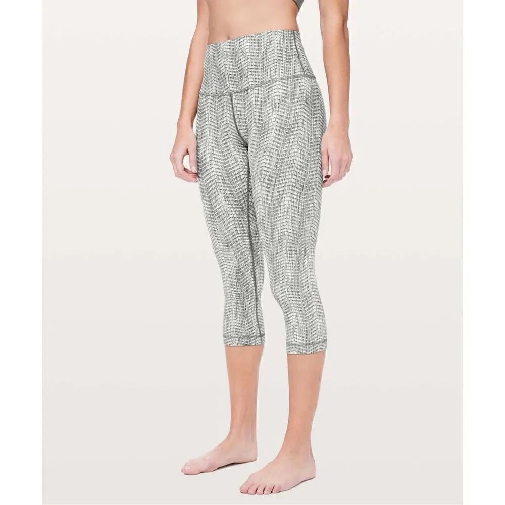 Womens Lululemon Wunder Under Crop (High-Rise)